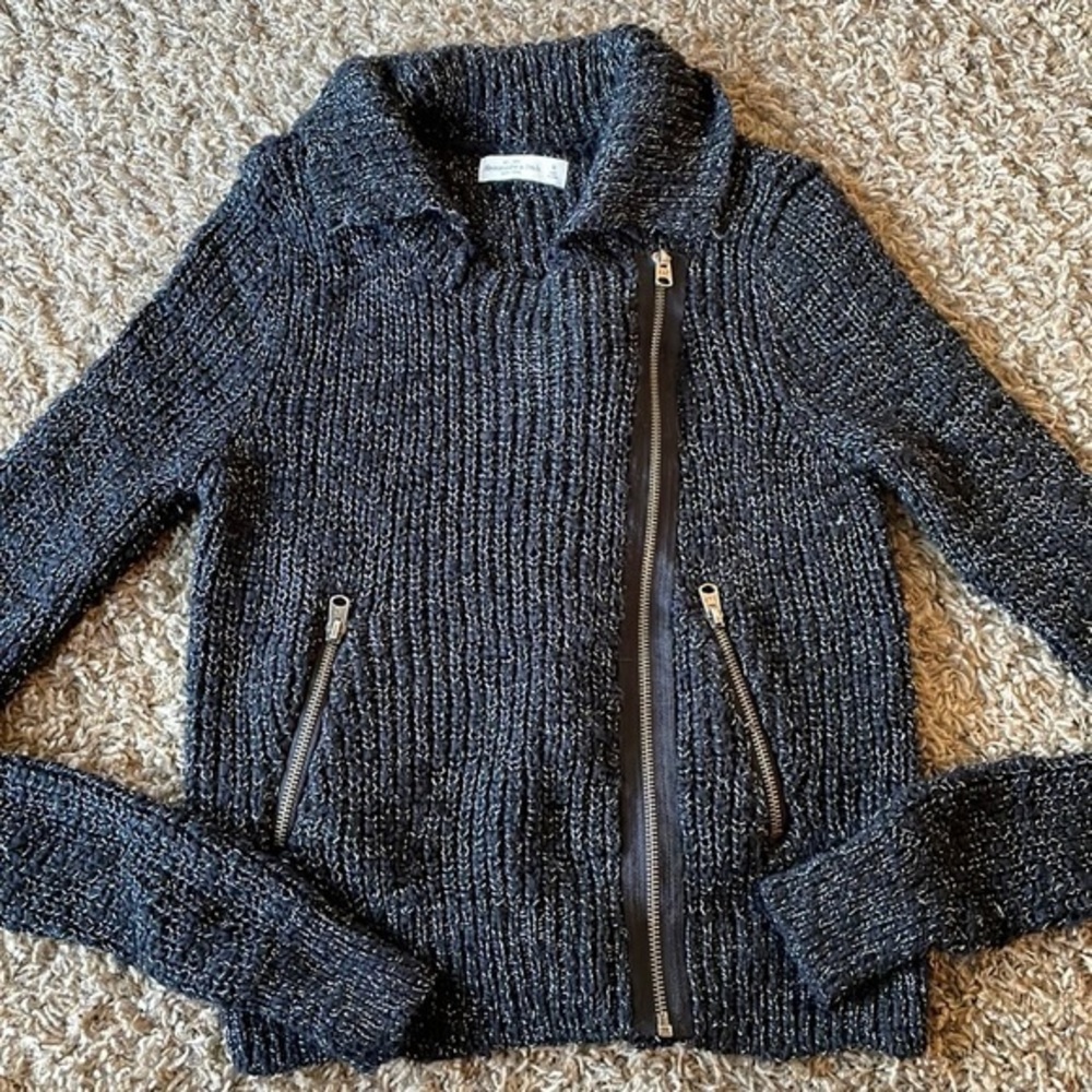 Abercrombie Fitch Womens Medium Gray Asymmetrical Zip Collared Knit Sweater